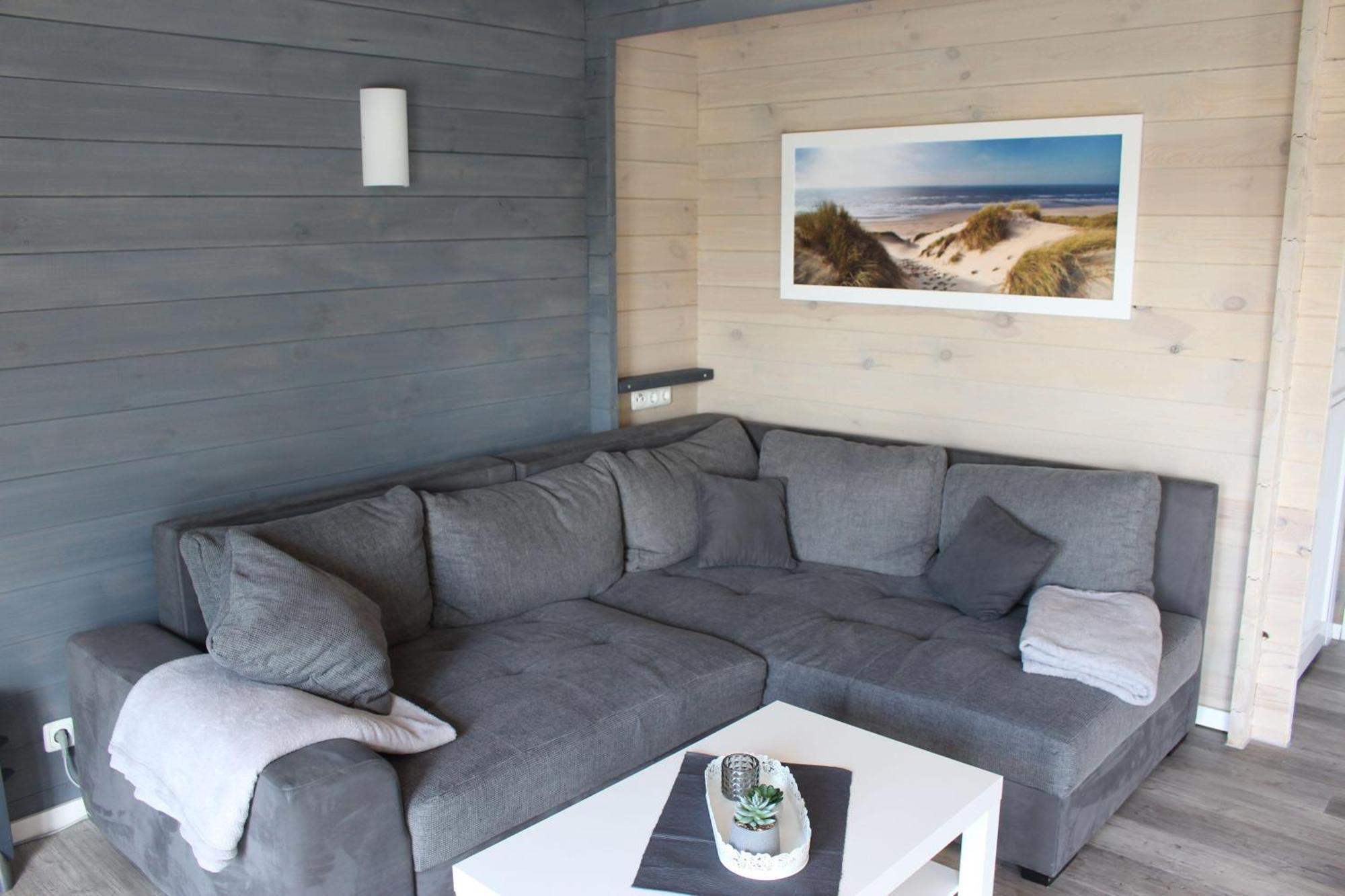 Idyllisches-Blockbohlenhaus-Mit-Eigenem-Garten-Und-Sauna-Zum-Wohlfuehlen Martensrade Екстер'єр фото